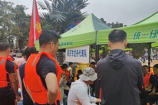 记者：拜仁知道1500万欧报价会被拒，但希望打动脆皮主动推动转会